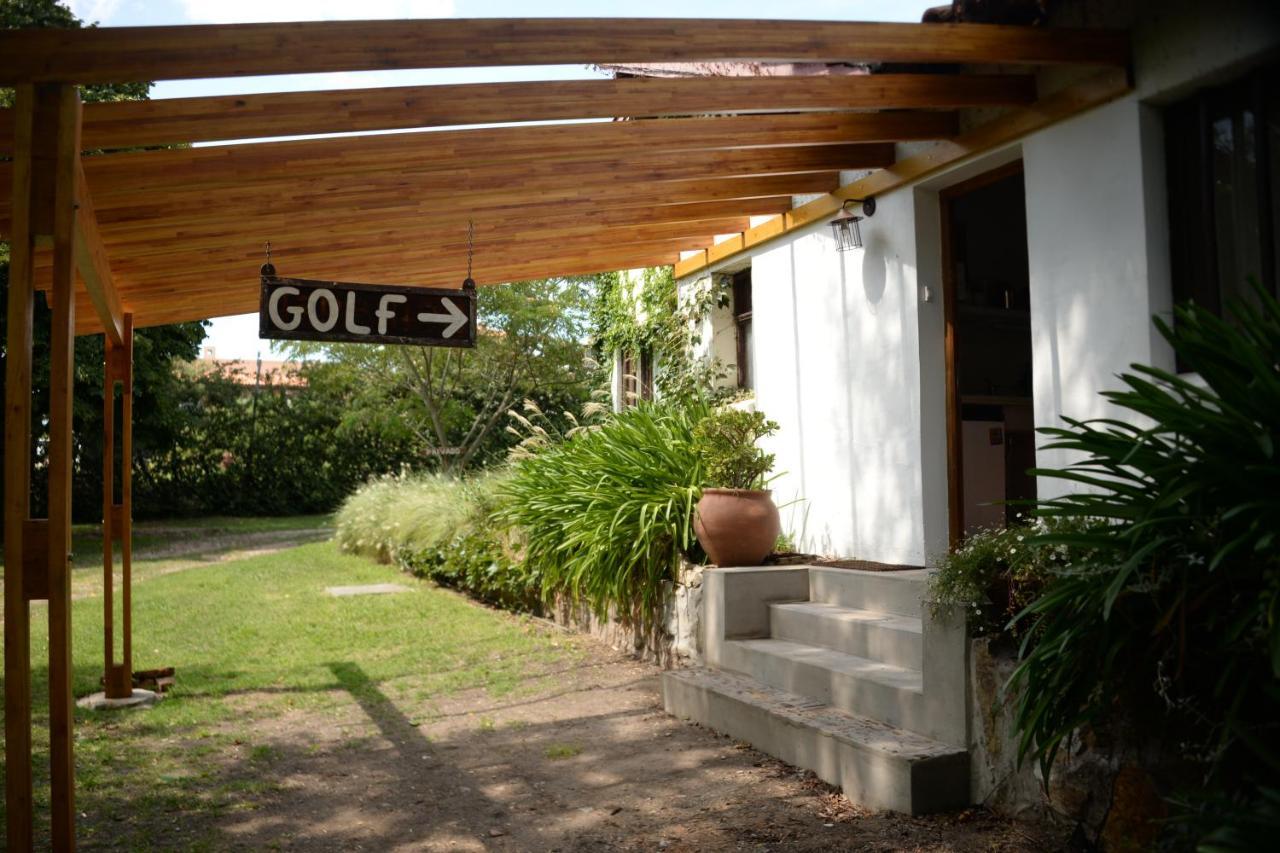 Golf - Casa De Huespedes Villa Tandil Exterior foto
