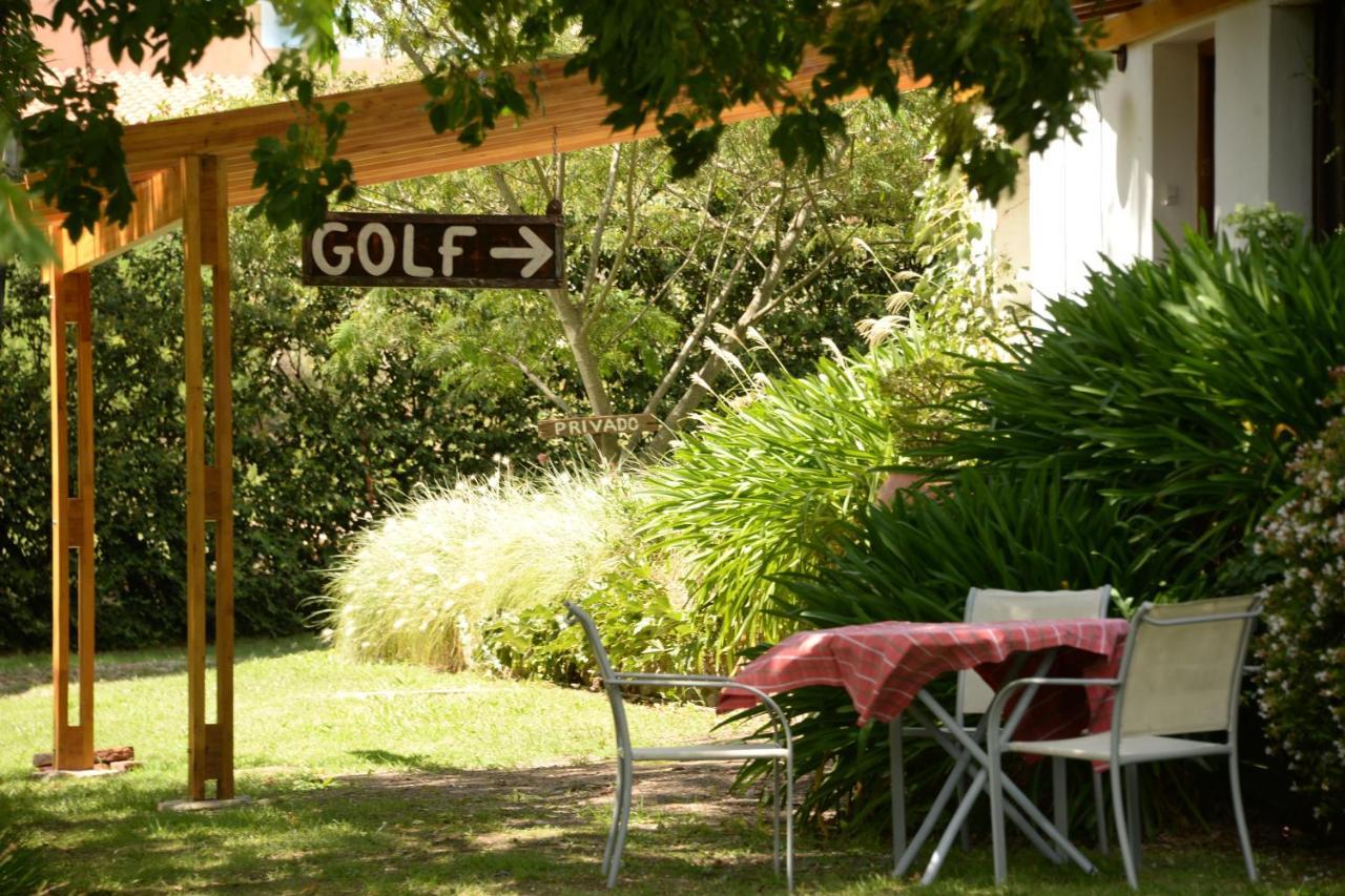 Golf - Casa De Huespedes Villa Tandil Exterior foto